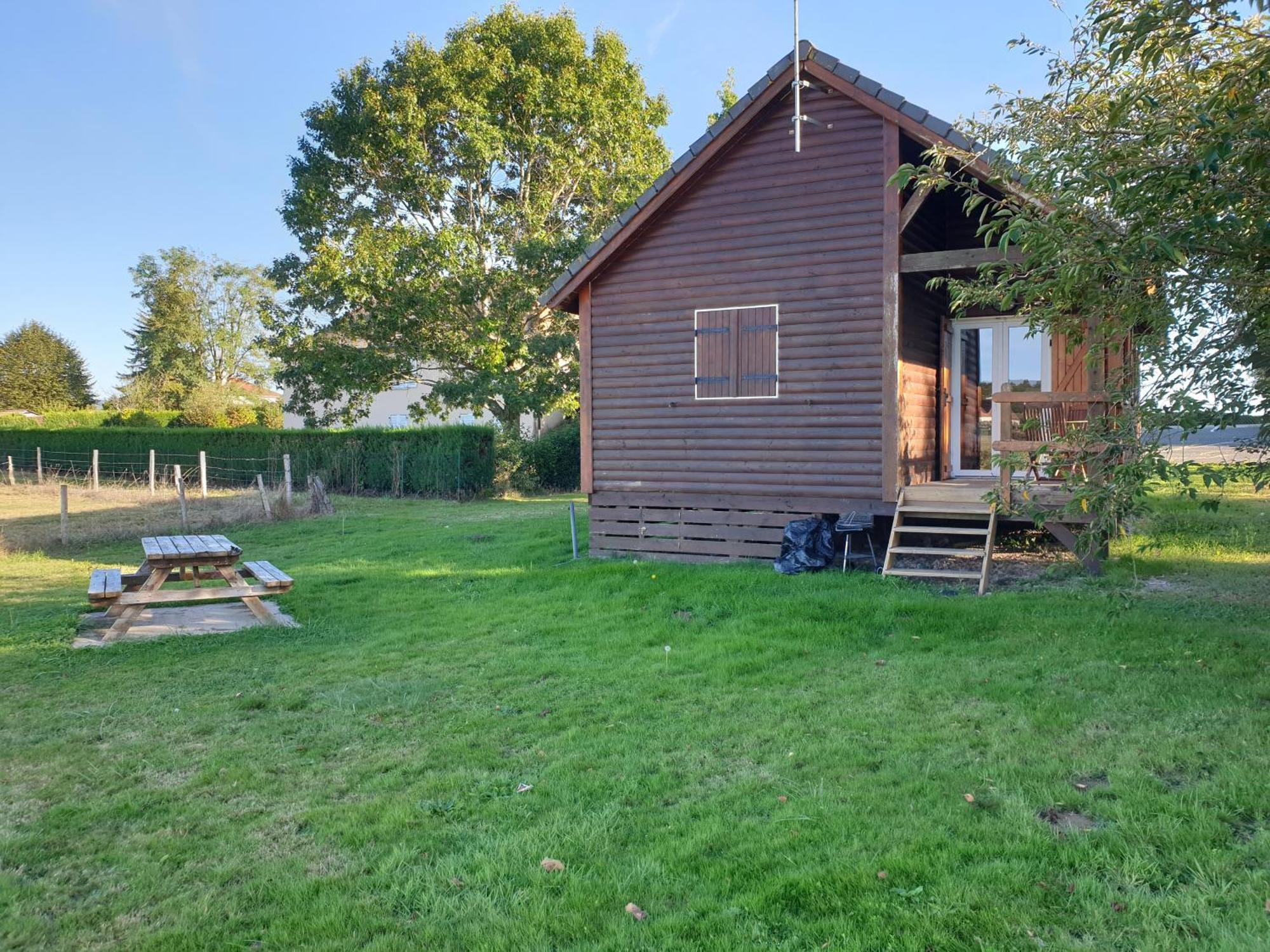 Chalets Etang Sur Arroux Exteriör bild